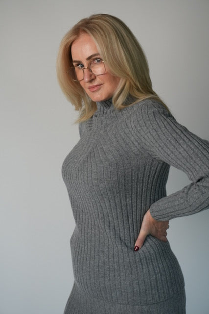 Pocatello Cashmere Turtle Neck Sweater