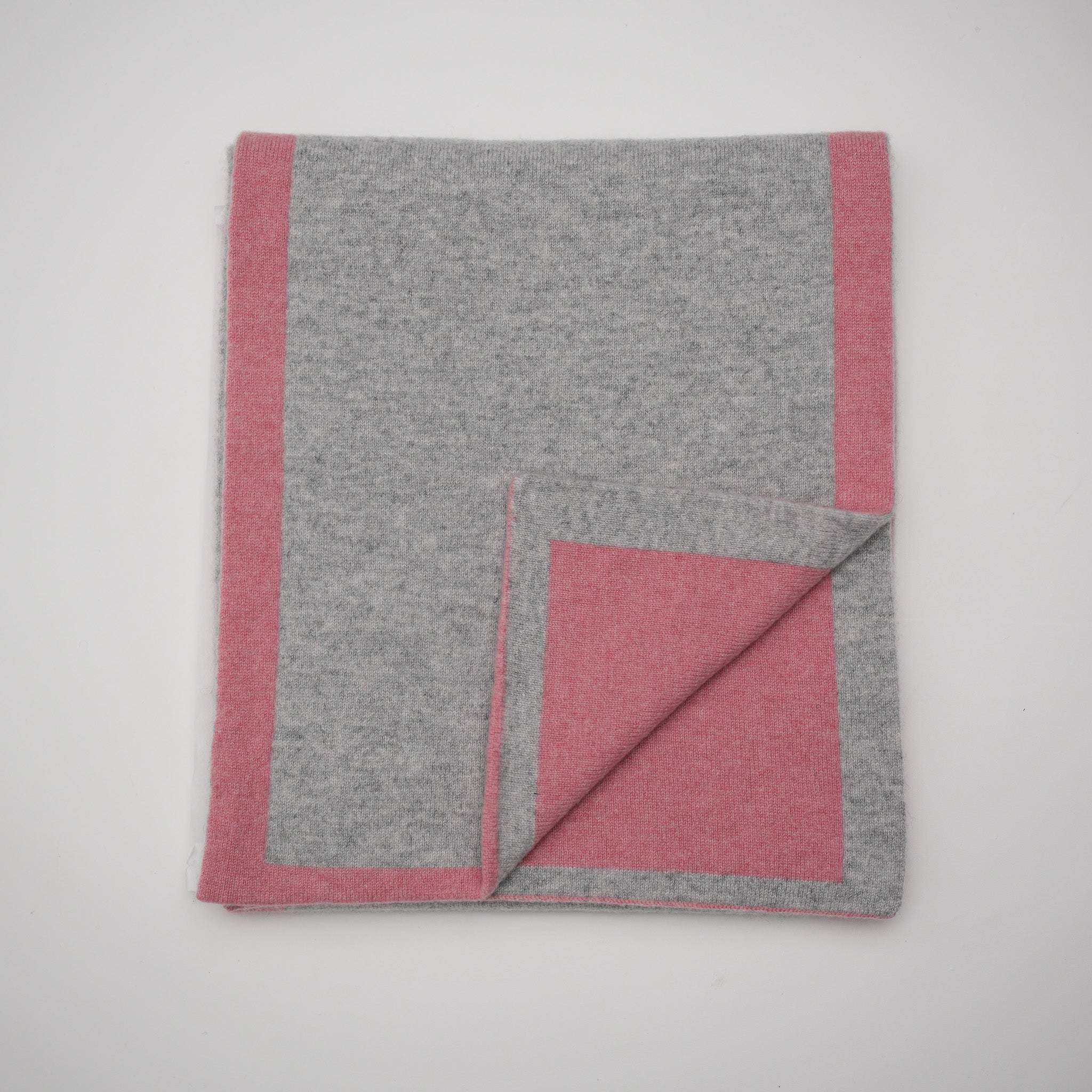 Edge Contrast Cashmere Scarf