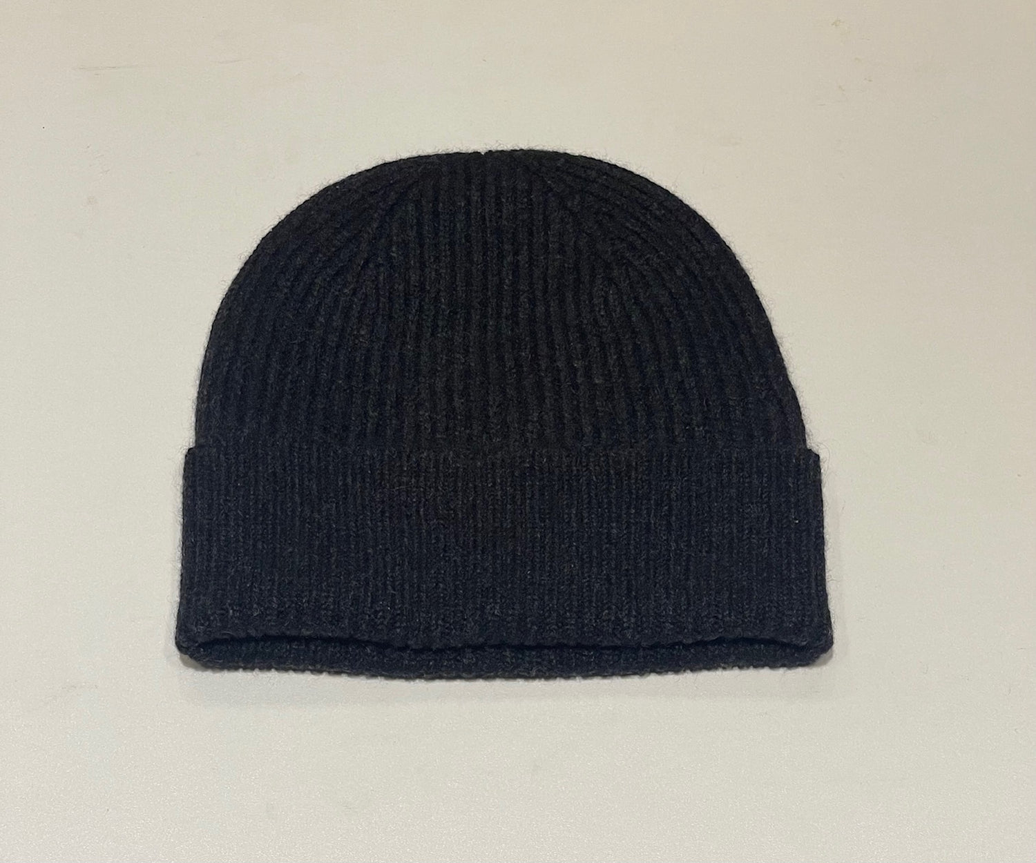 Fine Ribbed Cashmere Hat