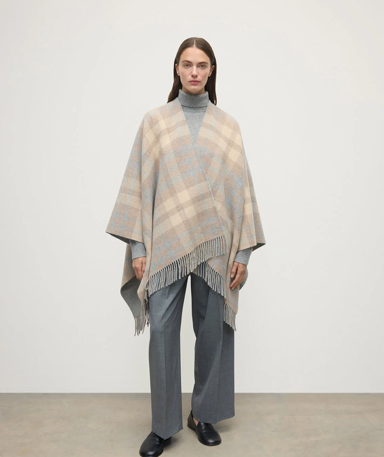 Checked Pue Wool Cape
