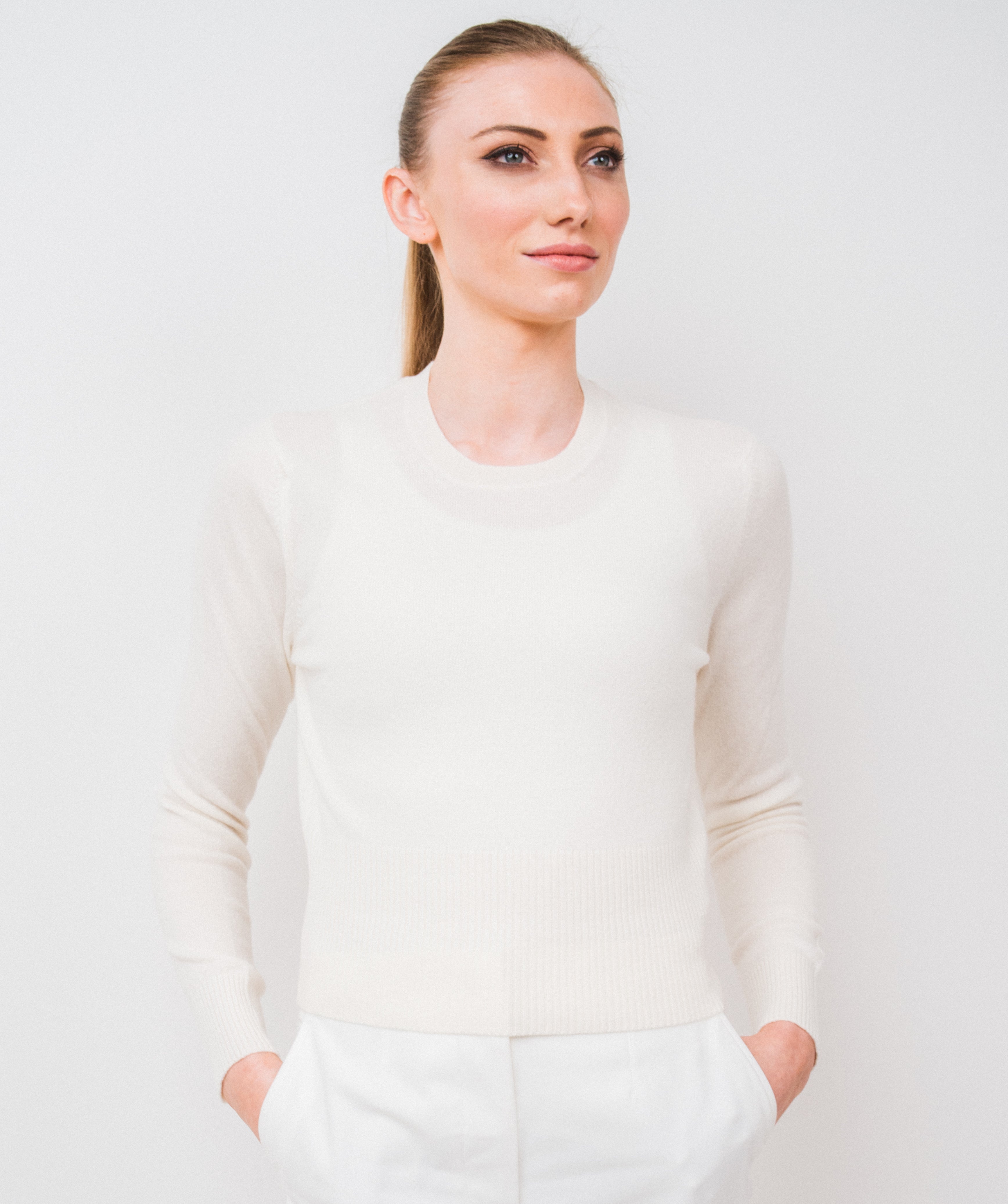 SMC Cropped Crew Cashmere Sweater