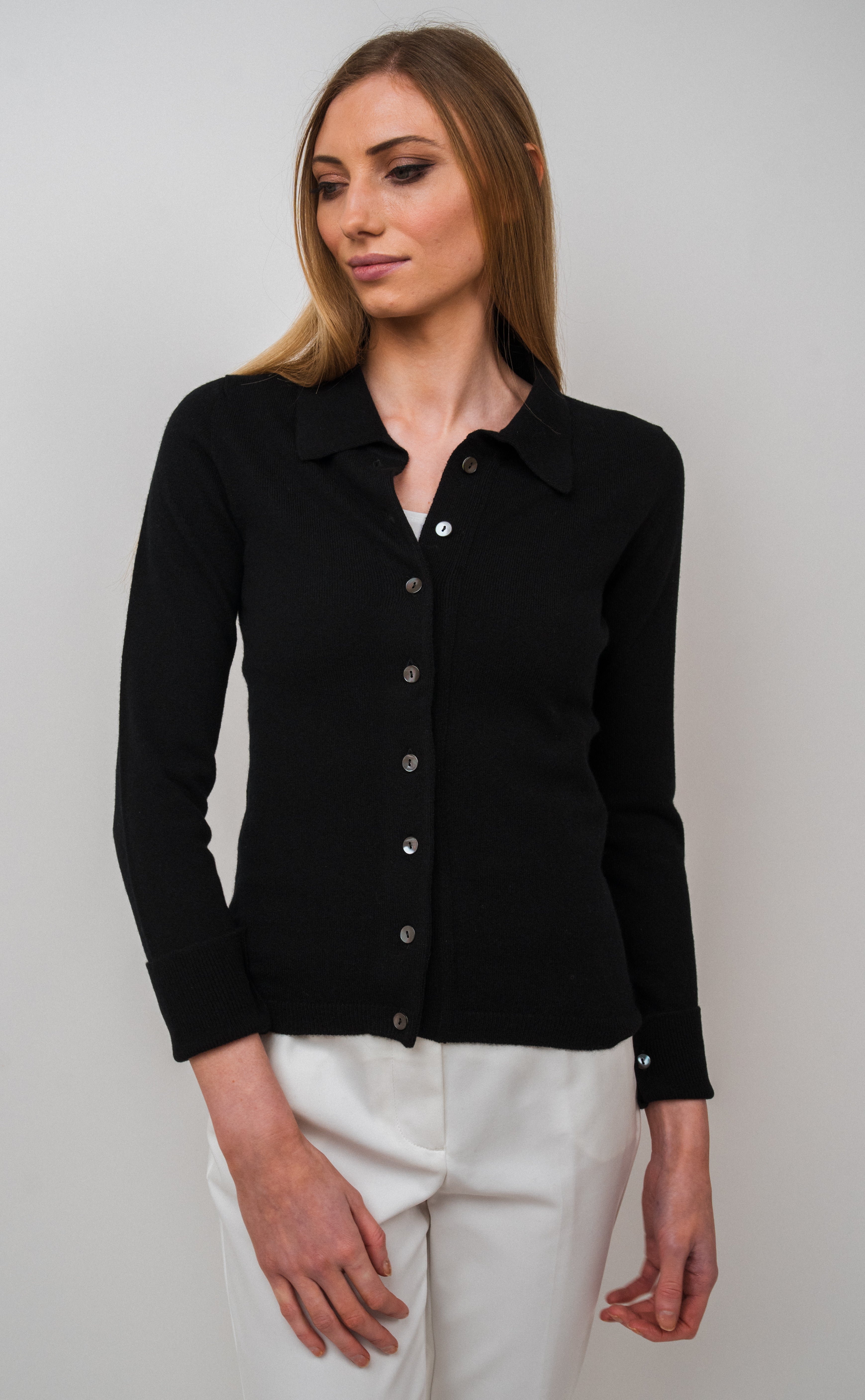 Kanoya Cashmere Cardigan  with collar