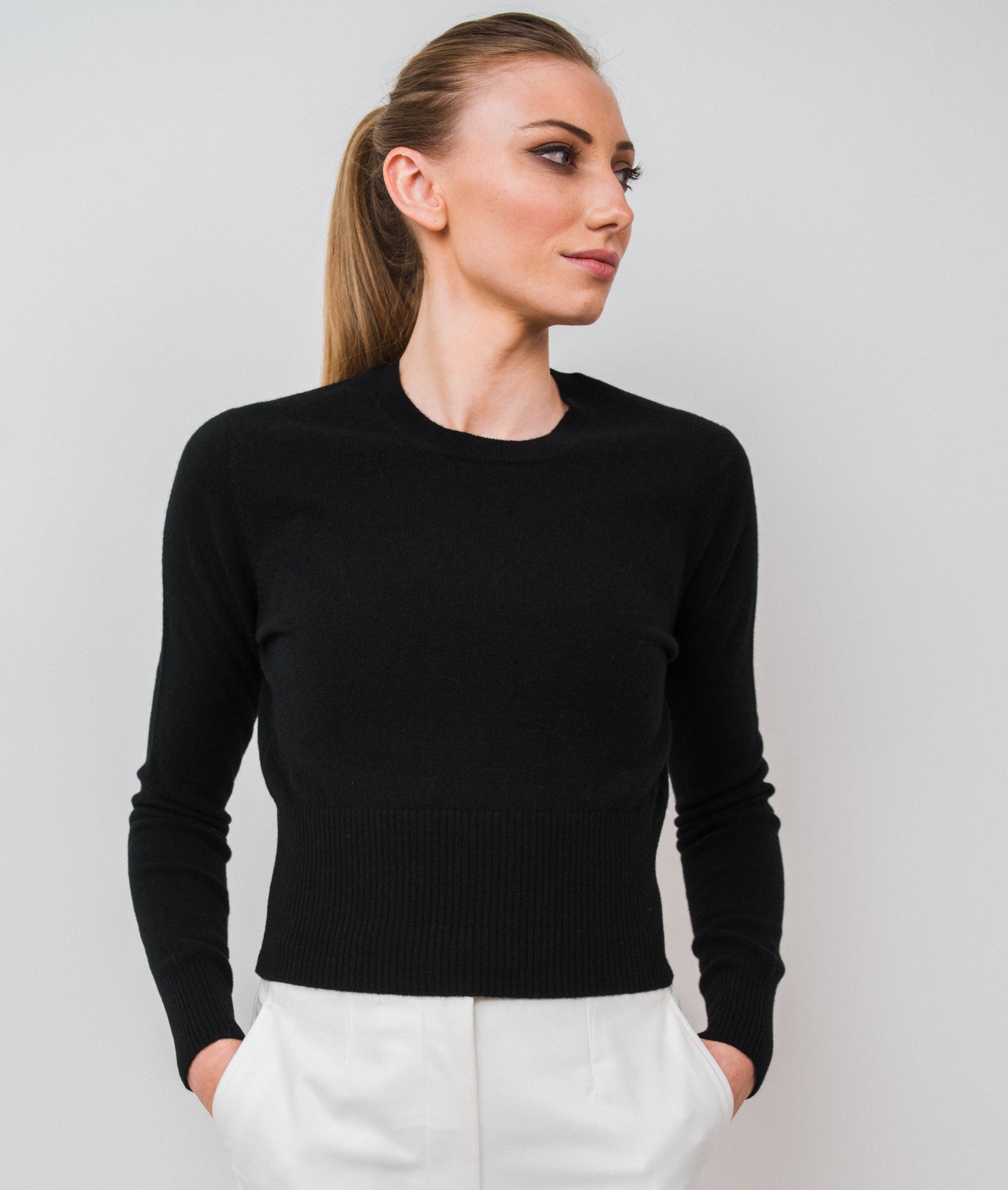 SMC Cropped Crew Cashmere Sweater