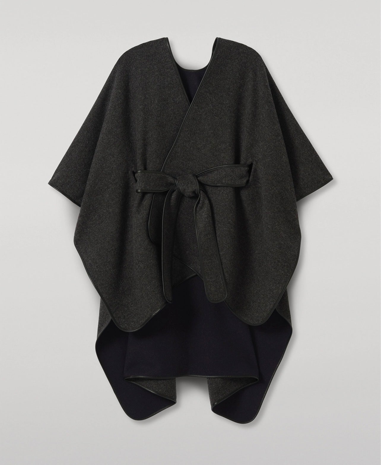 Tailored Bergman Woven Cape